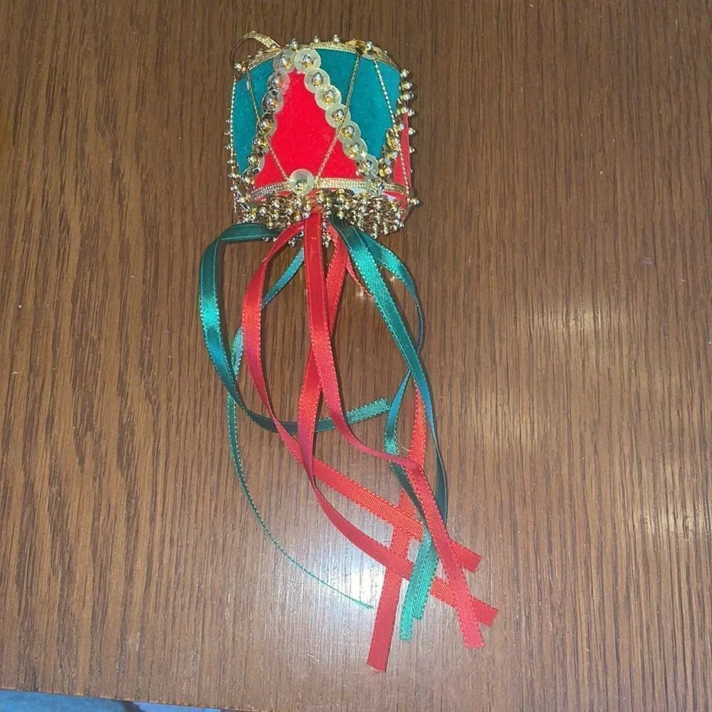 2 vintage craft red & green velvet & gold drum Christmas tree ornaments‎